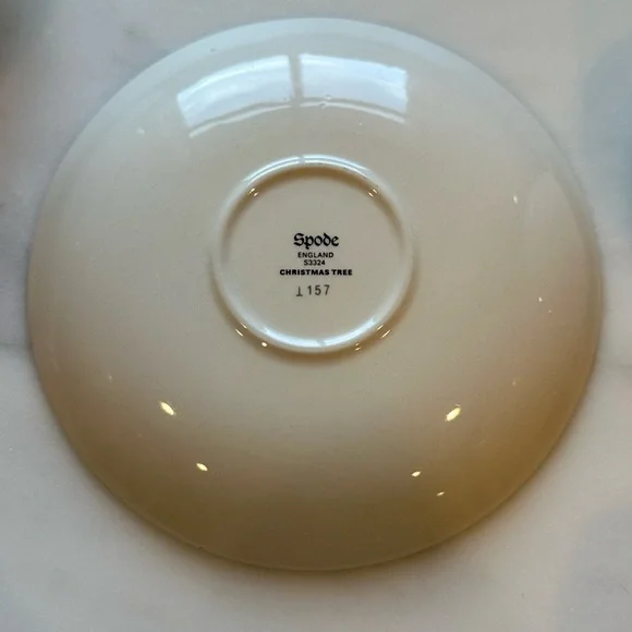 Spode Christmas Cup and Saucer Set of 4 - Picture 4 of 7